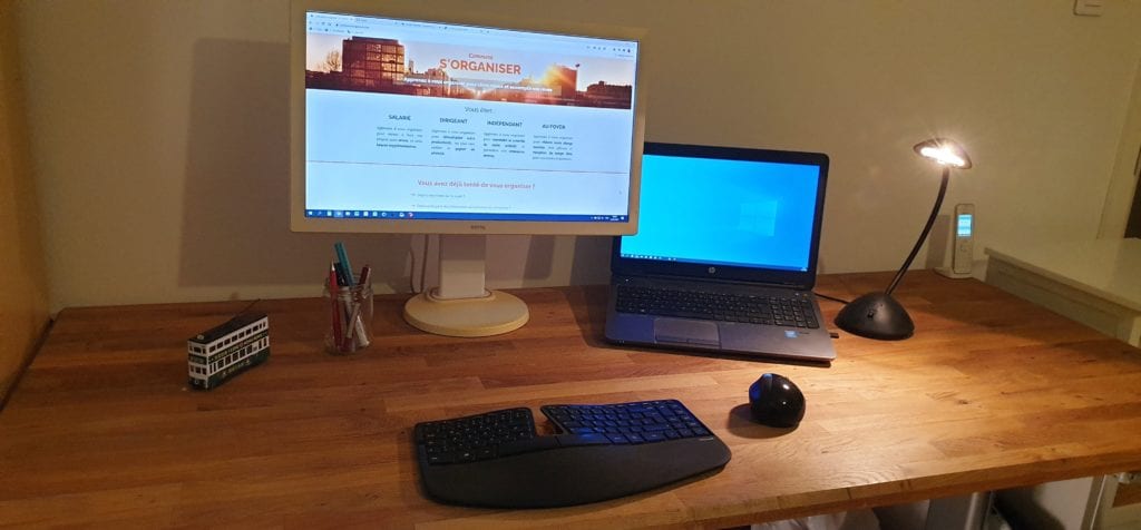 Bureau bien rangé